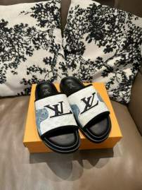 Picture of Louis Vuitton Slippers _SKULVsz36-46hnh05081203